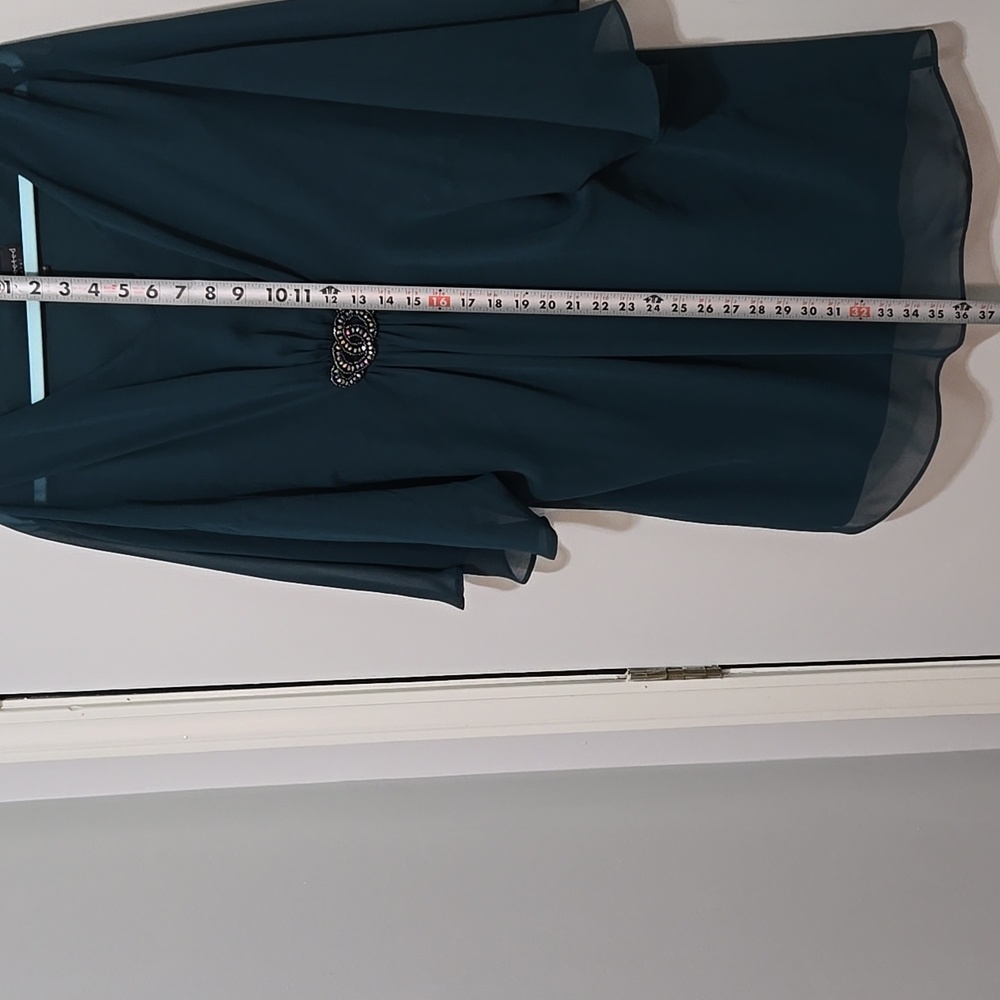 Ladies dress - Picture 14 of 14